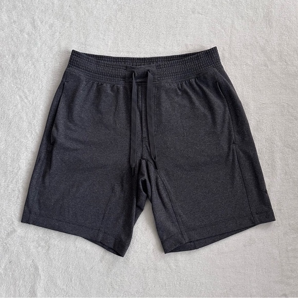 Lululemon Men's Grey Jersey 8" Inseam Drawstring Shorts Size L - Picture 2 of 9